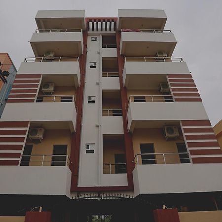 Oyo 17276 The Maple Tree Hotels Bhubaneswar Esterno foto