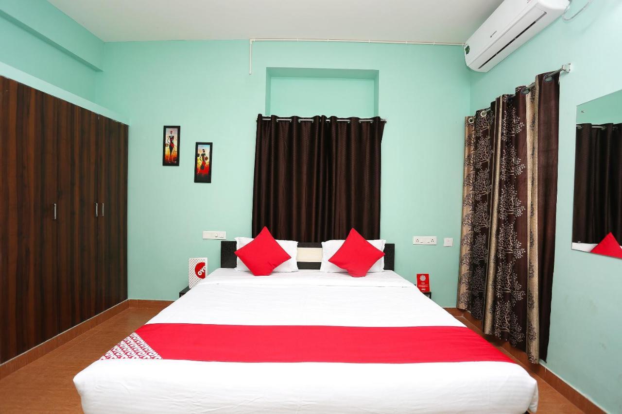 Oyo 17276 The Maple Tree Hotels Bhubaneswar Esterno foto