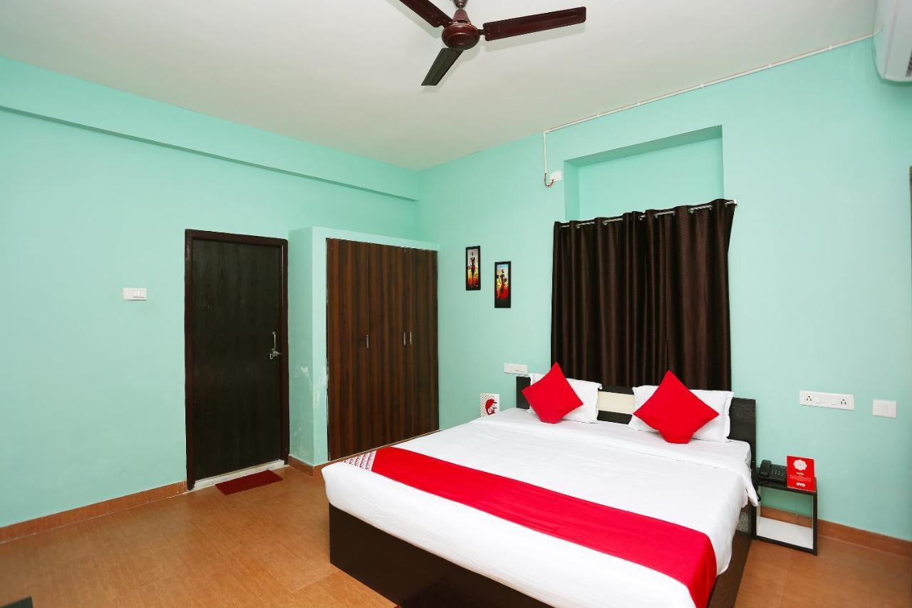 Oyo 17276 The Maple Tree Hotels Bhubaneswar Esterno foto